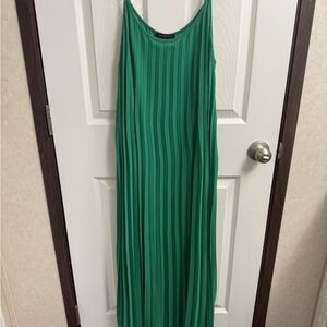 Skies Are Blue Vibrant Green Maxi Dress